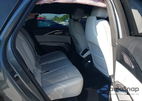 2023 Cadillac Lyriq Rwd Luxury z USA, uszkodzony, nr VIN 1GYKPMRK7PZ000979